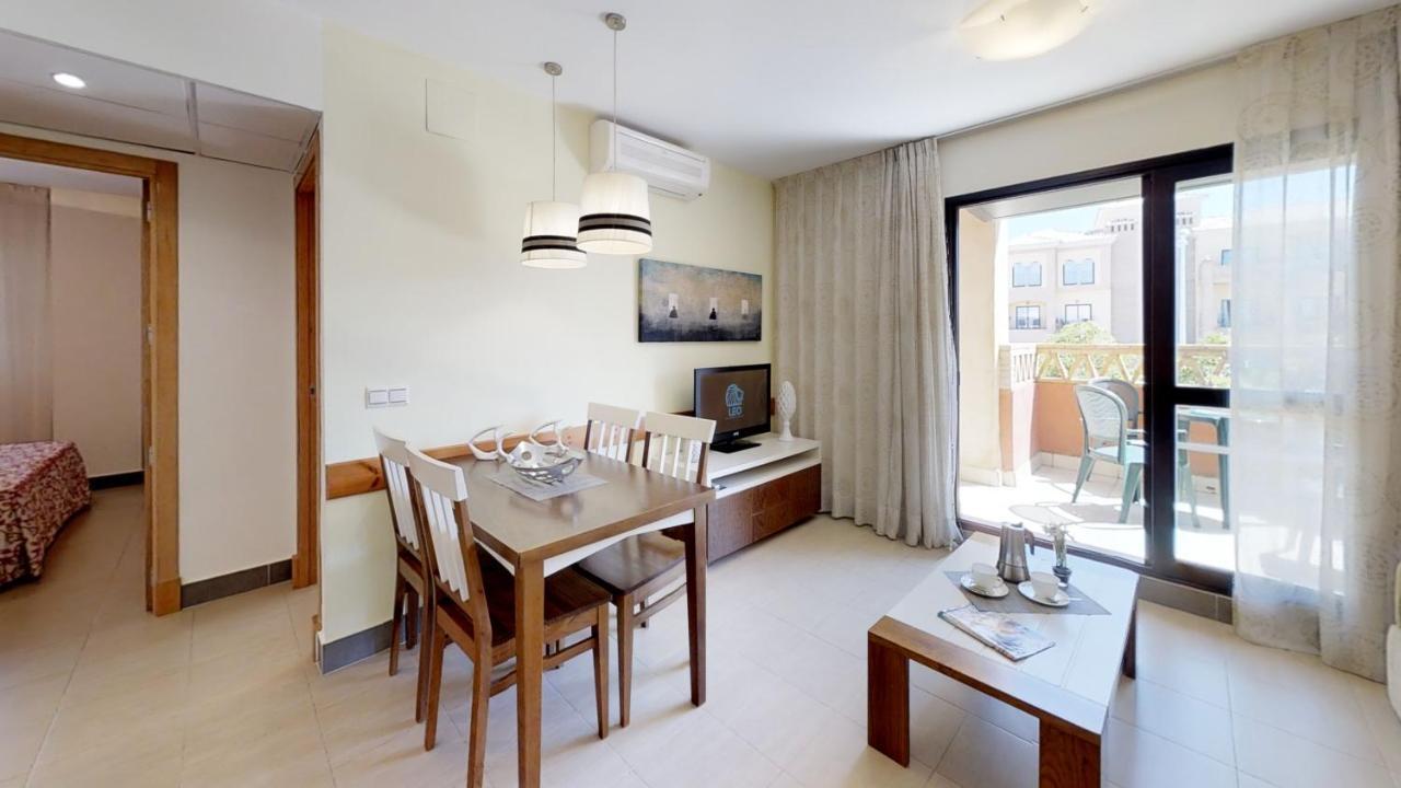 Leo Punta Umbria (Adults Only) Apartman Kültér fotó